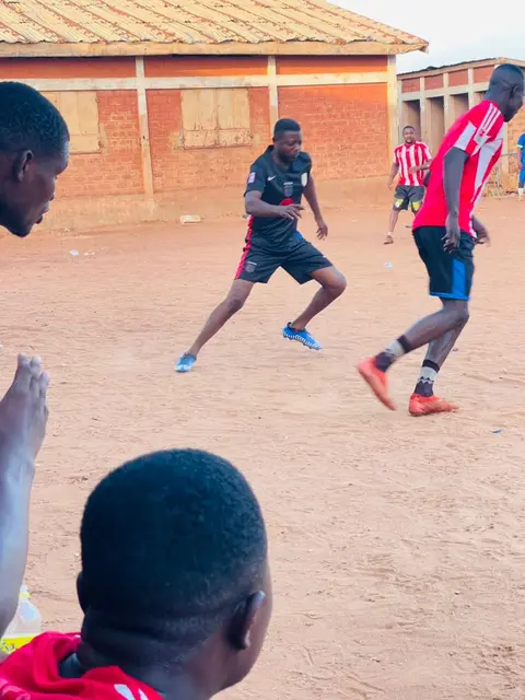 FOOTBALL3